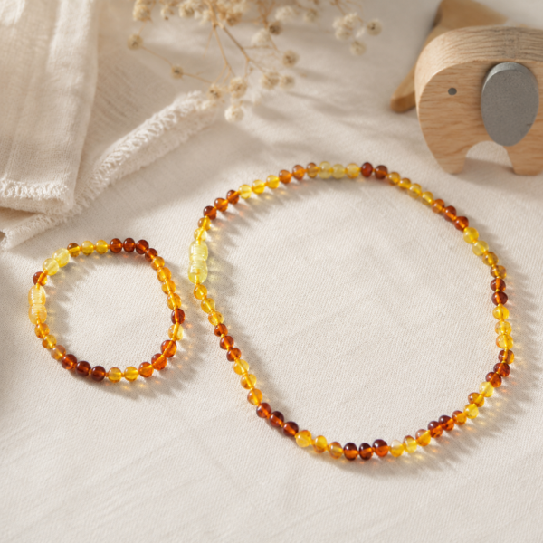 6a239e9f0005952206c78d71156aeace000000a000004f50 Ancient Method Gentle Amber and Pearl Baby Exclusive Blessing Chain